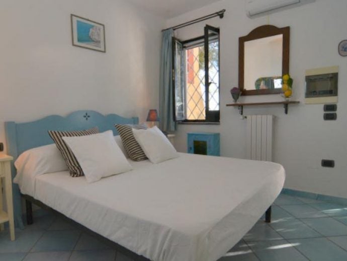 Double bedroom in our Amalfi villa.